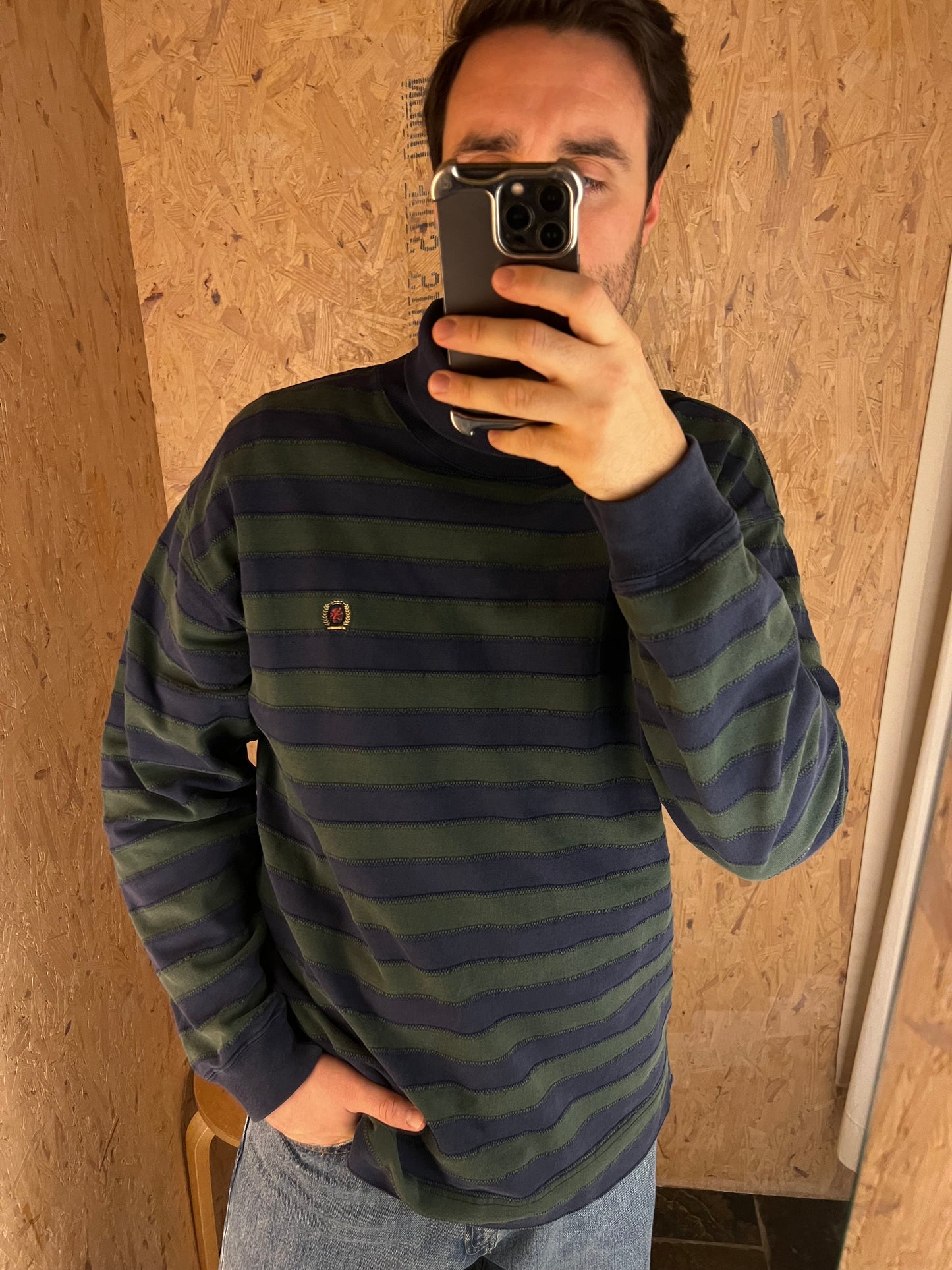 1990s vintage Tommy Hilfiger Cotton Stitched Turtleneck (Large/G)