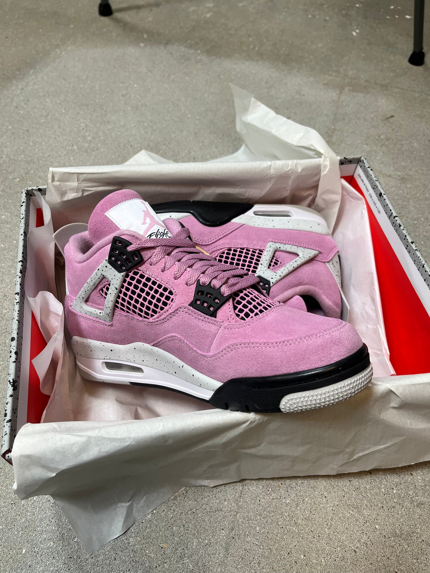 WMNS AIR JORDAN 4 RETRO x ORCHID, NEUTRAL GREY-BLACK (EU 40,UK 6, wmns US 8.5, mens US 7,