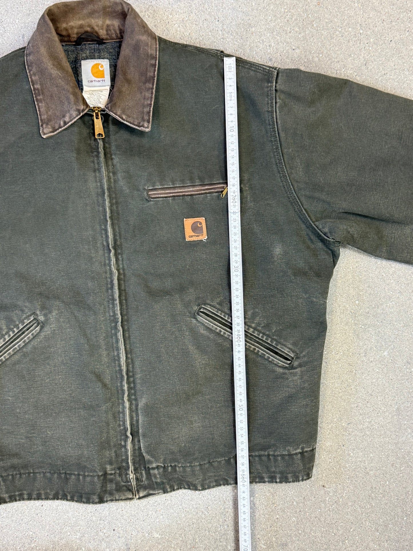 1990s Carhartt Detroit Jacket J97 MOS 'Made in USA' faded green / brown contrast collar (size L) (size Large regular)