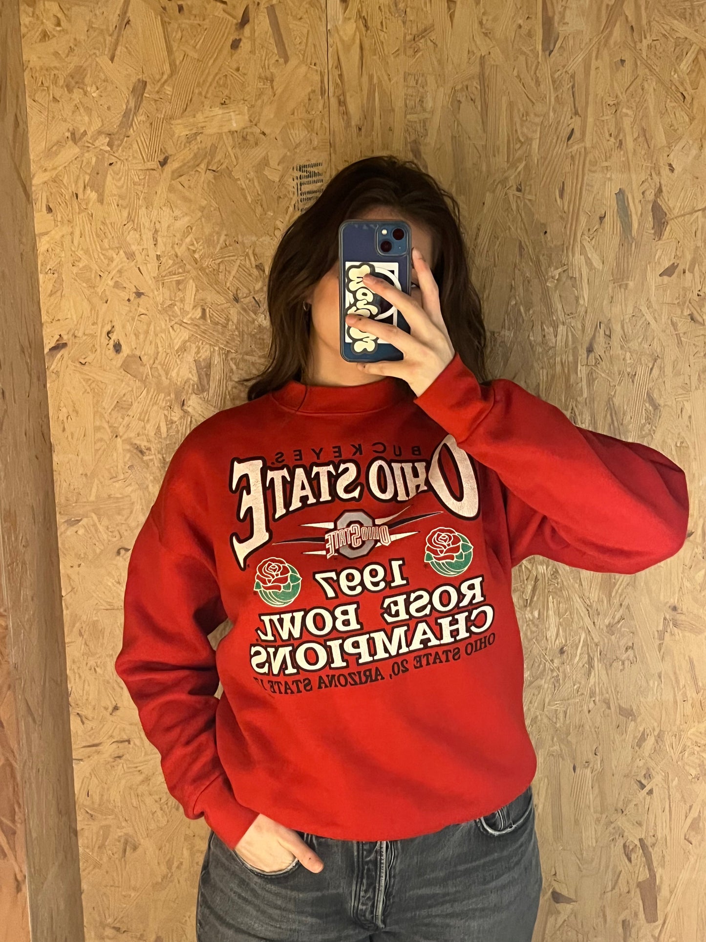 LEE Sports Red Chicago BlackHawks NHL Varsity Sweatshirt (Large)
