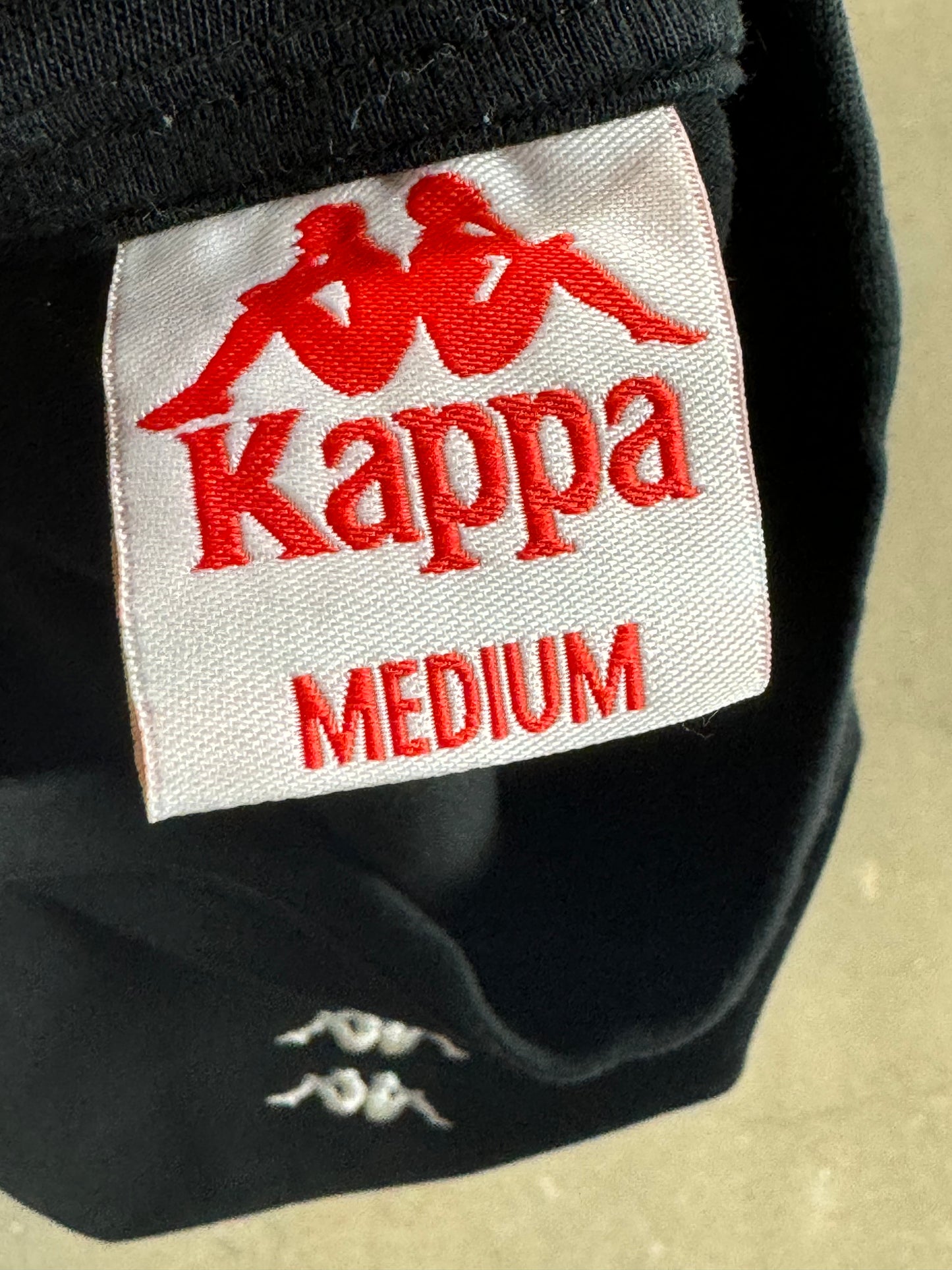 BLACK VINTAGE KAPPA T-SHIRT (MEDIUM)