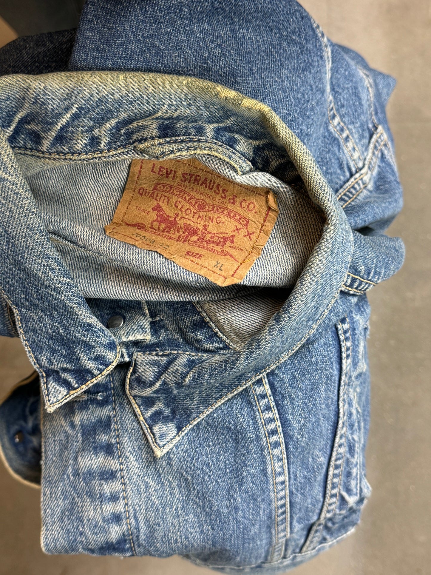 JEANSJACKE VINTAGE LEVI'S (XL)