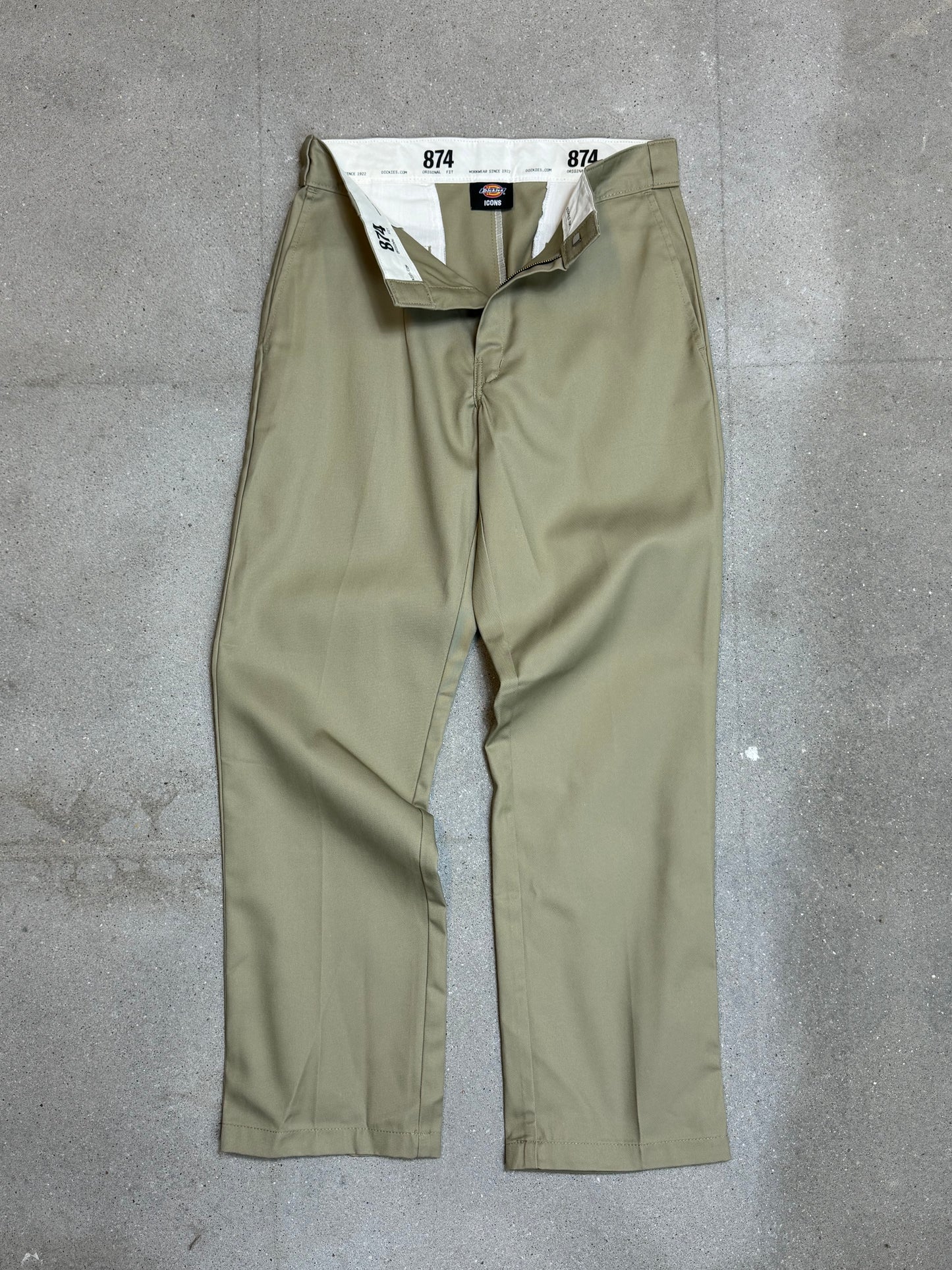 Beige Dickies 874 pants (W32"L32")