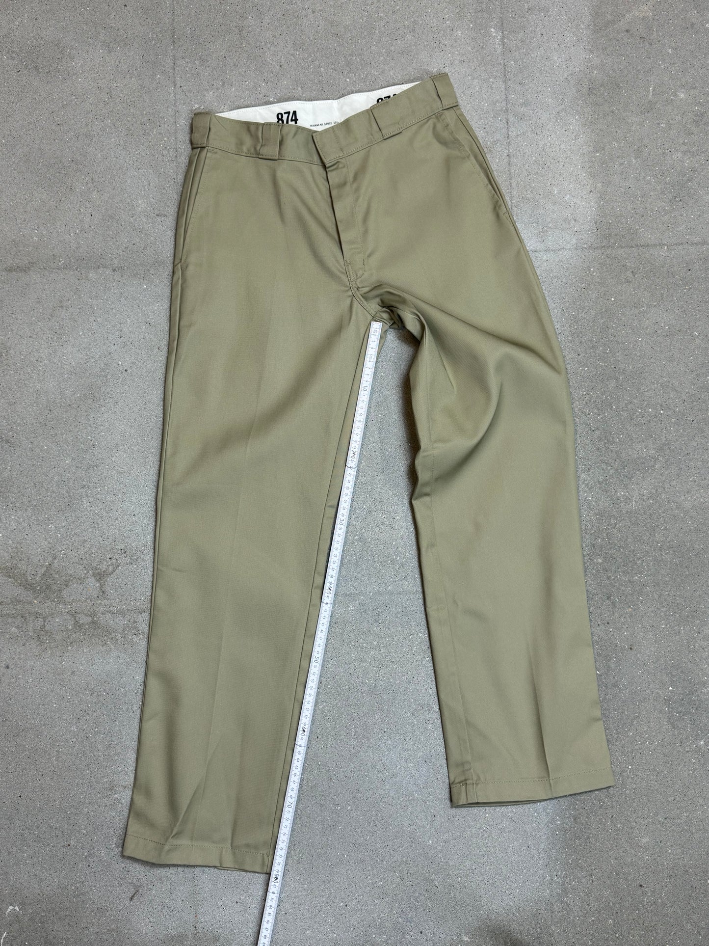 Beige Dickies 874 pants (W32"L32")