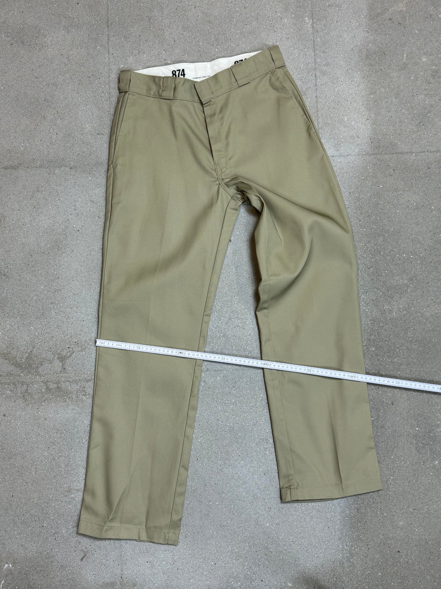 Beige Dickies 874 pants (W32"L32")