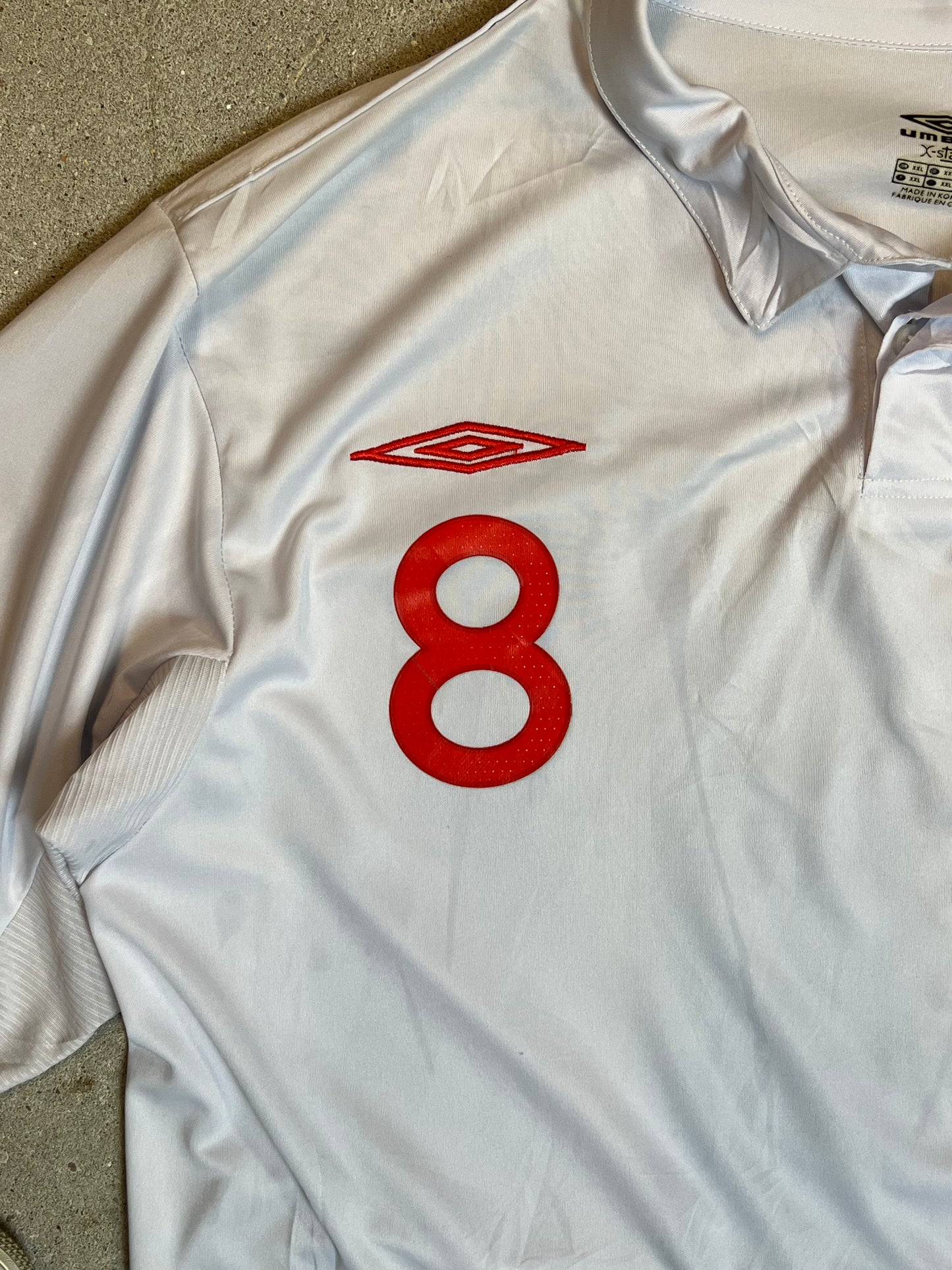 UMBRO x LAMPARD 8 ENGLAND Heimtrikot FIFA WM 2009–2010 Südafrika Fußballtrikot (mittel)