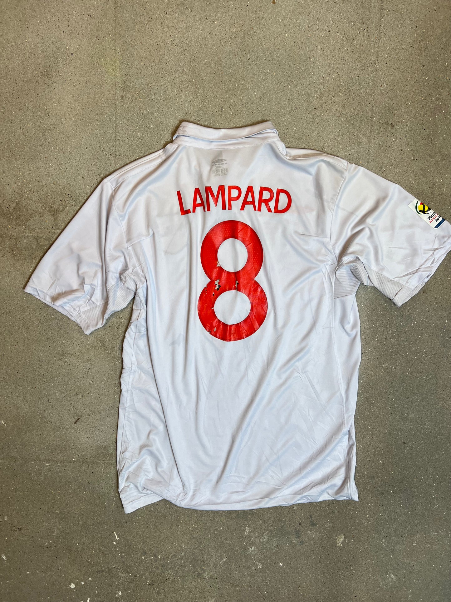 UMBRO x LAMPARD 8 ENGLAND Heimtrikot FIFA WM 2009–2010 Südafrika Fußballtrikot (mittel)