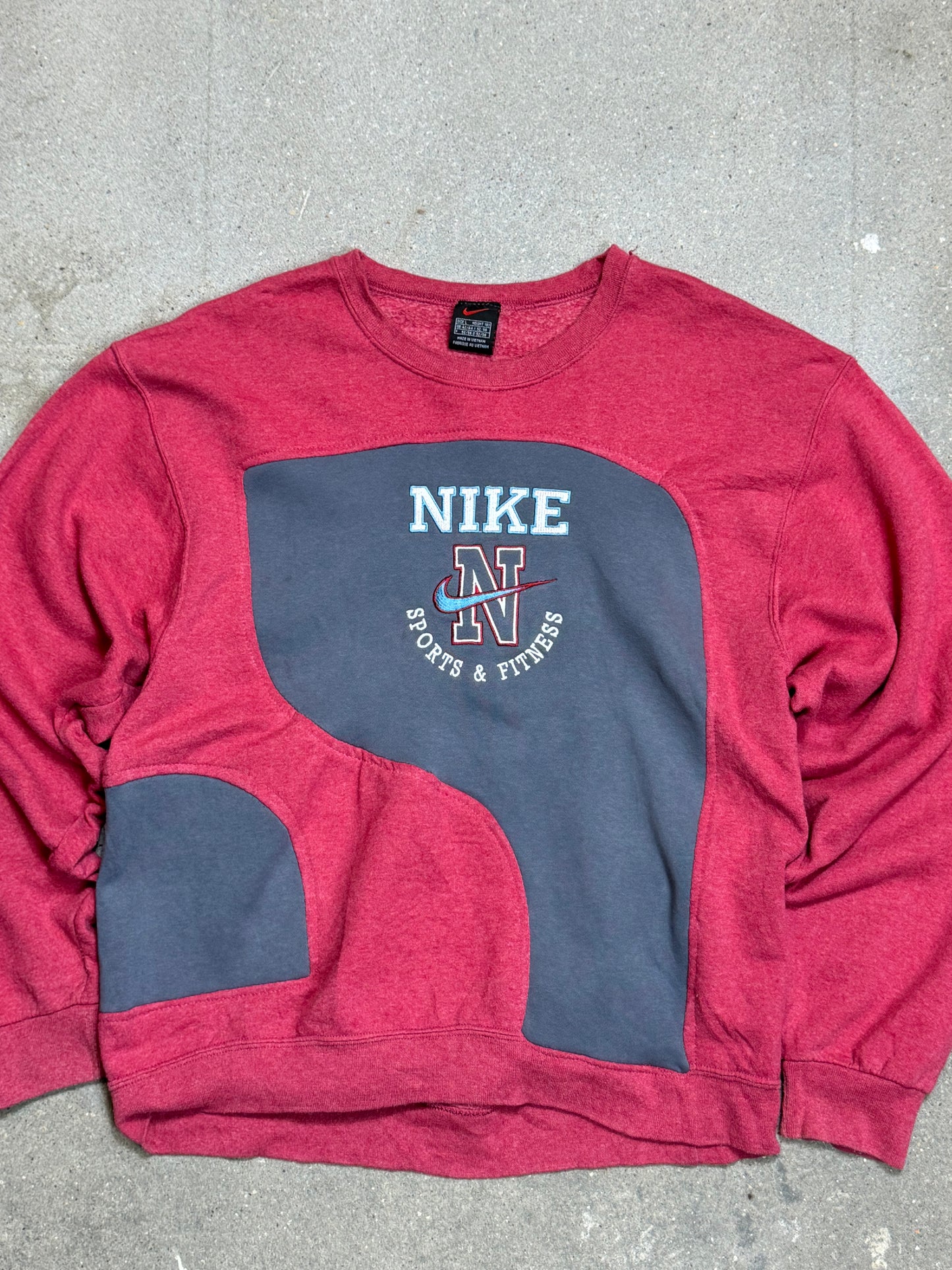 NIKE LOGO VINTAGE RENEWED UPCYCLED SWEATSHIRT (MEDIUM)