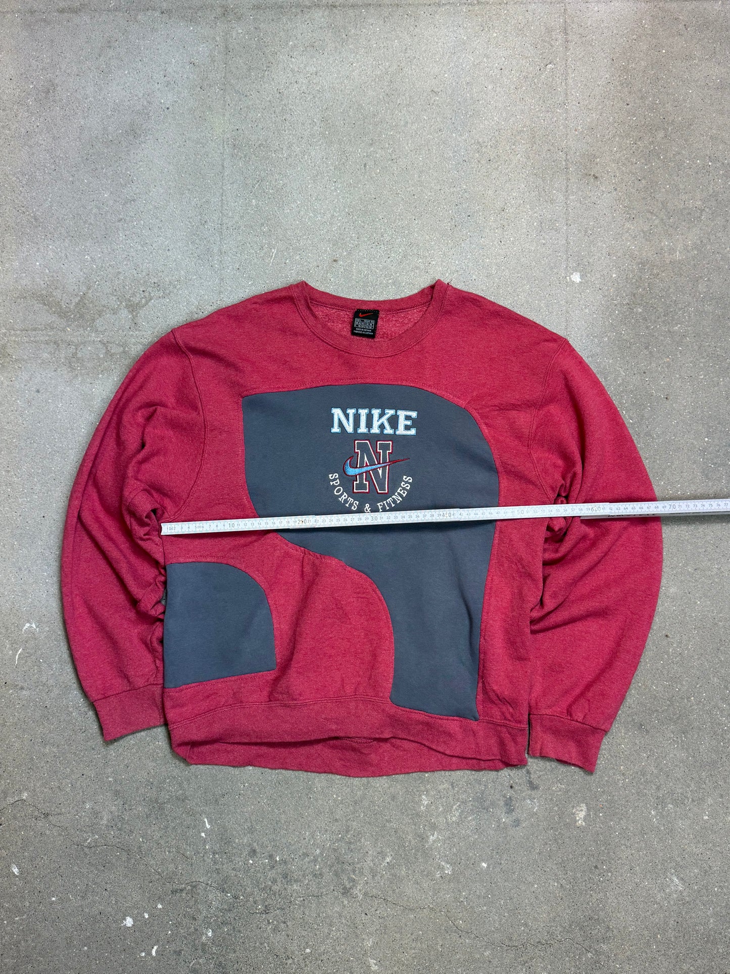 NIKE LOGO VINTAGE RENEWED UPCYCLED SWEATSHIRT (MEDIUM)