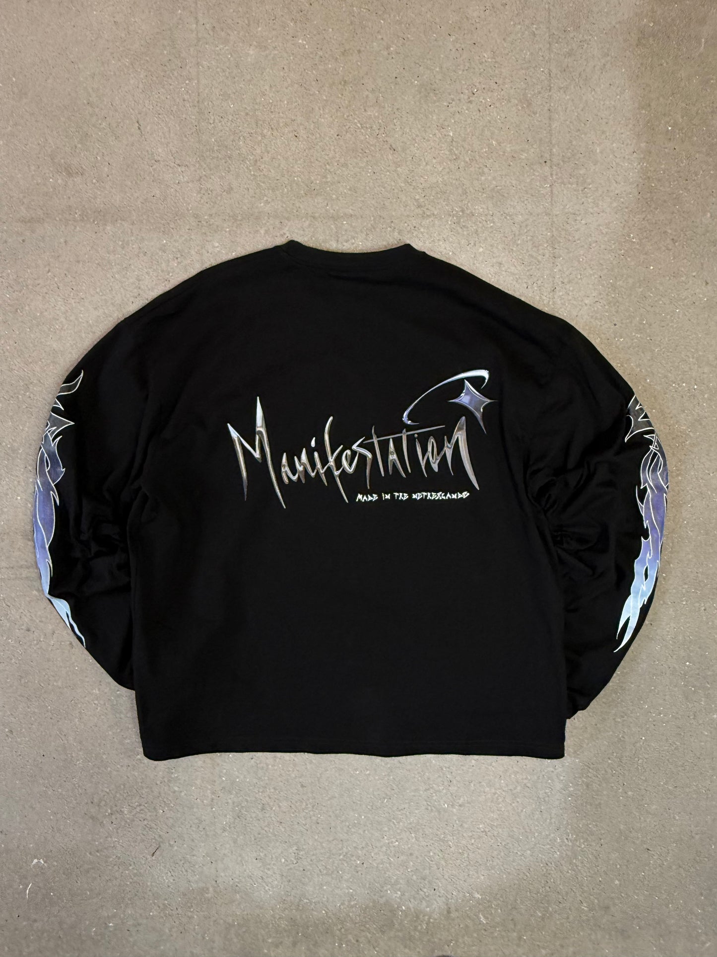 Schwarz/Weißes Manifestation Heavyweight Boxy Statement T-Shirt (hergestellt in NL 🇳🇱)