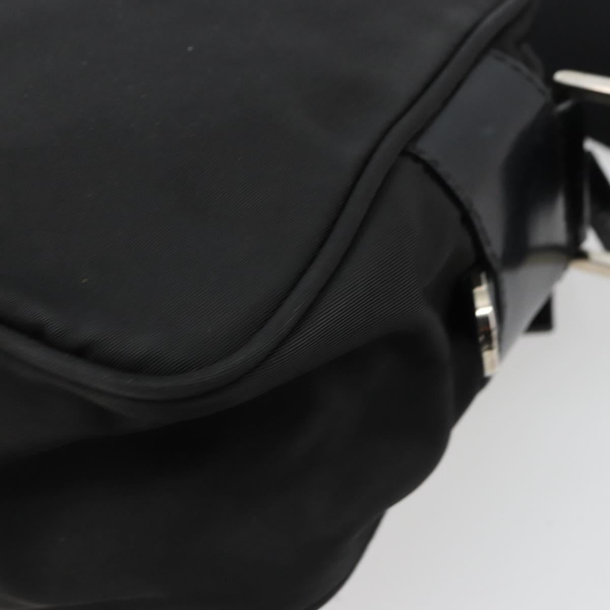PRADA Schultertasche aus Nylon, Schwarz 