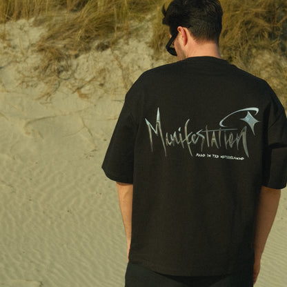 Schwarz/Weißes Manifestation Heavyweight Boxy Statement T-Shirt (hergestellt in NL 🇳🇱)