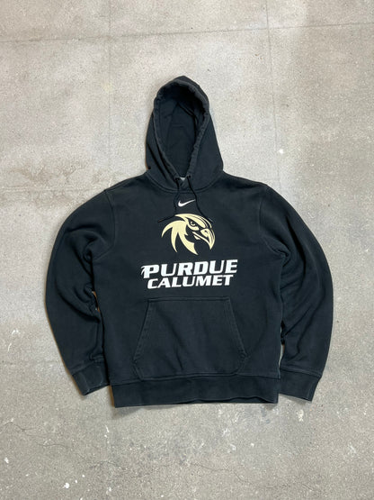 FADED BLACK VINTAGE NIKE 'CENTRE SWOOSH' UNIVERSITY HOODIE (S)