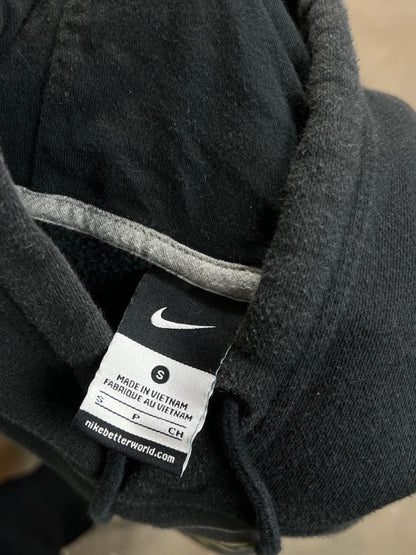 FADED BLACK VINTAGE NIKE 'CENTRE SWOOSH' UNIVERSITY HOODIE (S)