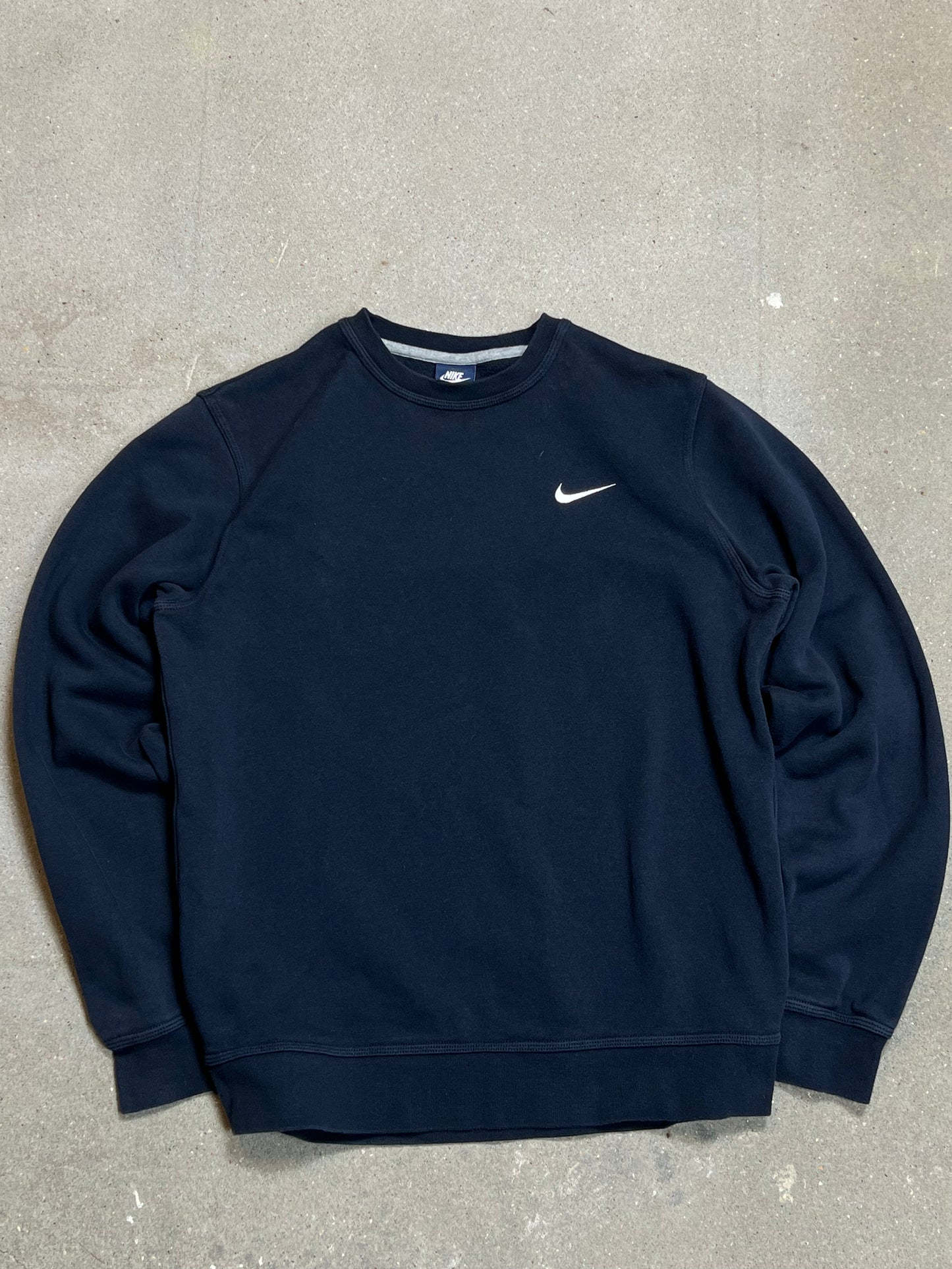 Vintage-Sweatshirt von NIKE in dunklem Marineblau (mittelgroß)