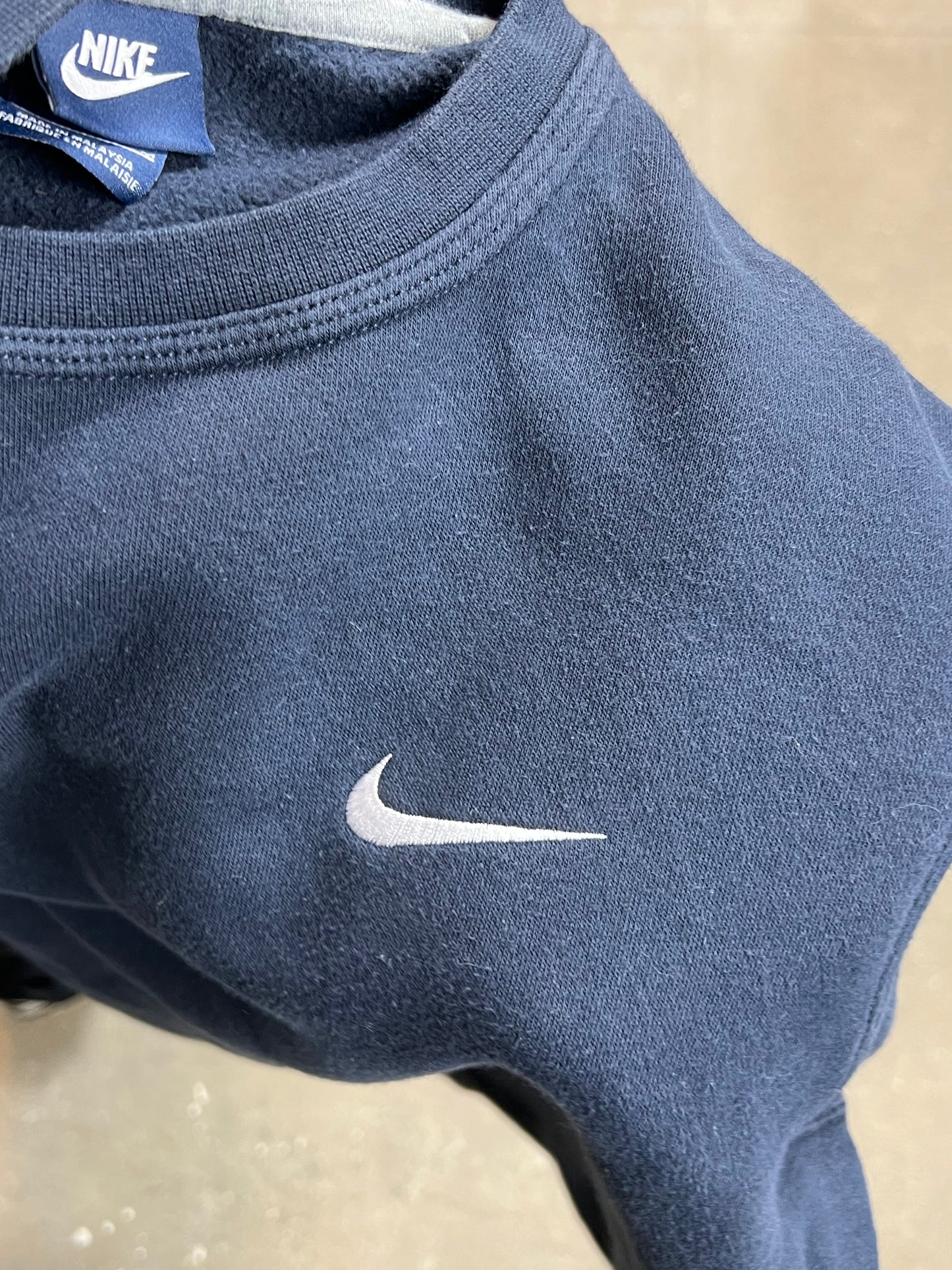 Vintage-Sweatshirt von NIKE in dunklem Marineblau (mittelgroß)