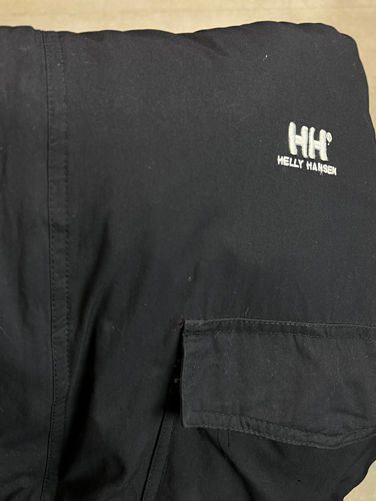 BLACK VINTAGE HELLY HANSON JACKET (LARGE)