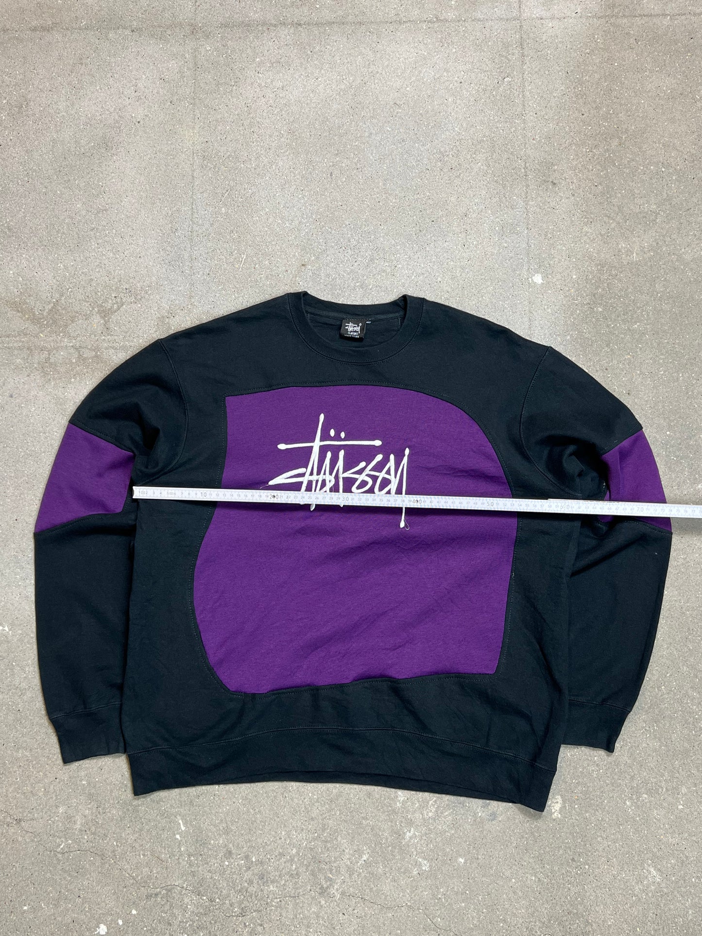 STUSSY VINTAGE RENEWED UPCYCLED SWEATSHIRT (XL)