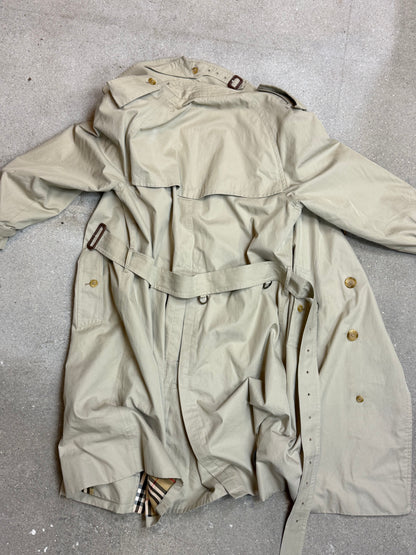 Khaki Vintage Kensington Burberry Trench coat (48 / Medium-Large) (48 RL NR95A)