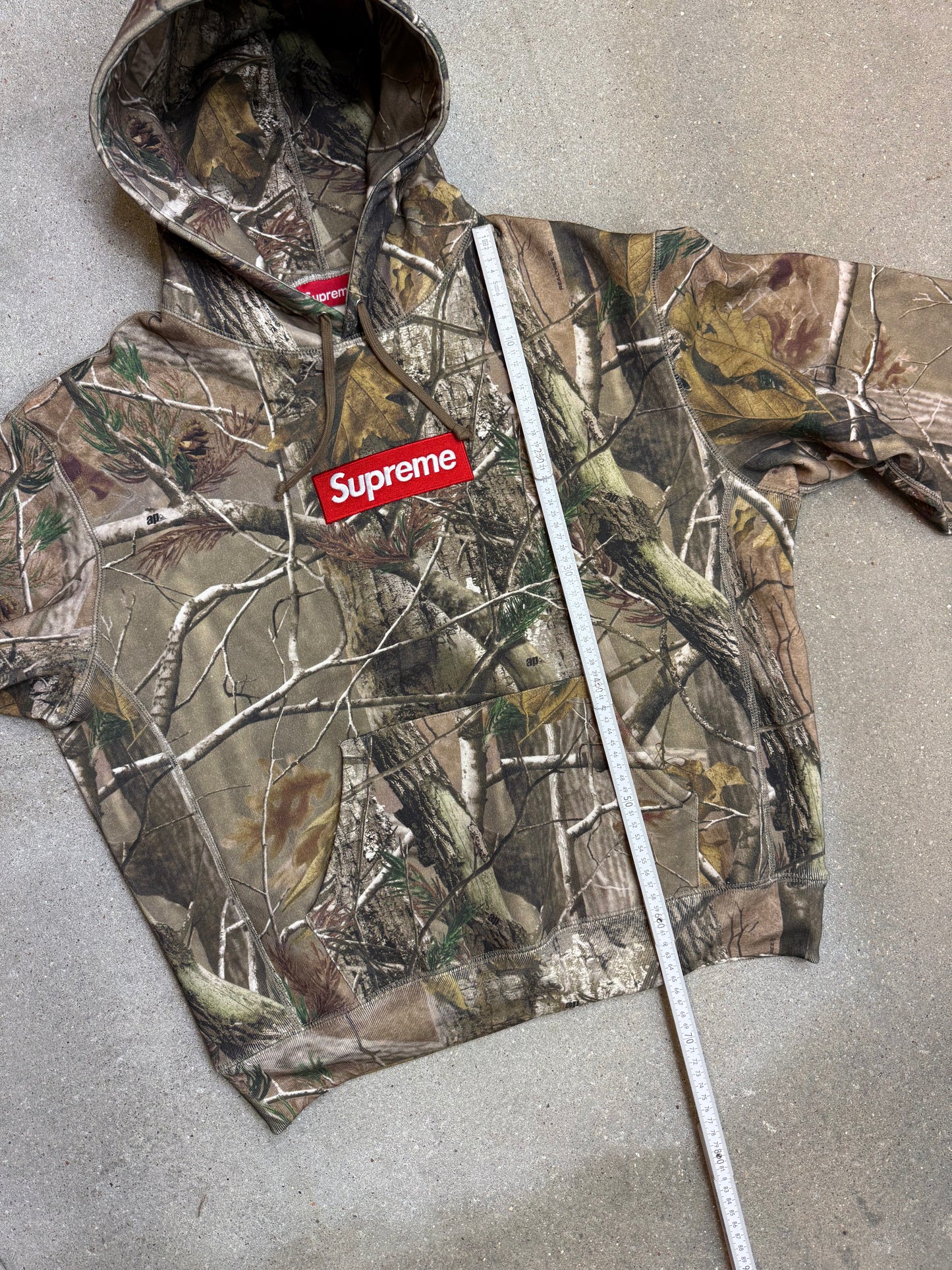 Supreme Box Logo FW25 RealTree Camoflage Hoodie (Medium)