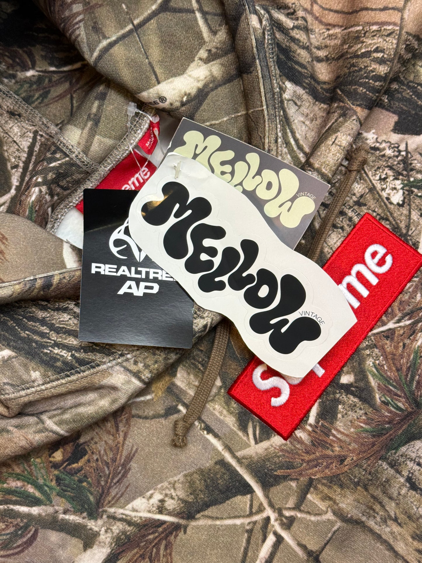 Supreme Box Logo FW25 RealTree Camoflage Hoodie (Medium)
