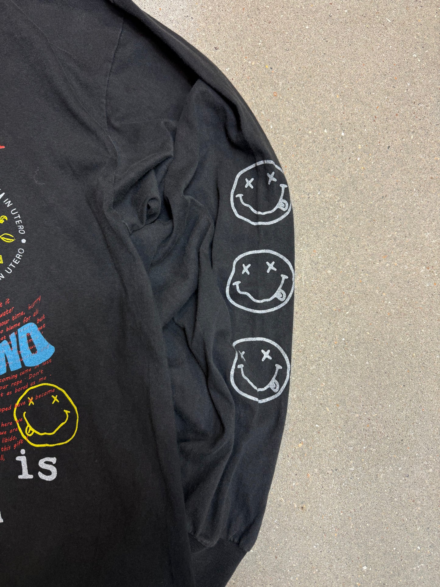 1990s Sof Tee Tee Jays Nirvana Grunge is dead Kurt Cobain 1967-1994 Longsleeve Tee (XL) (Rare)