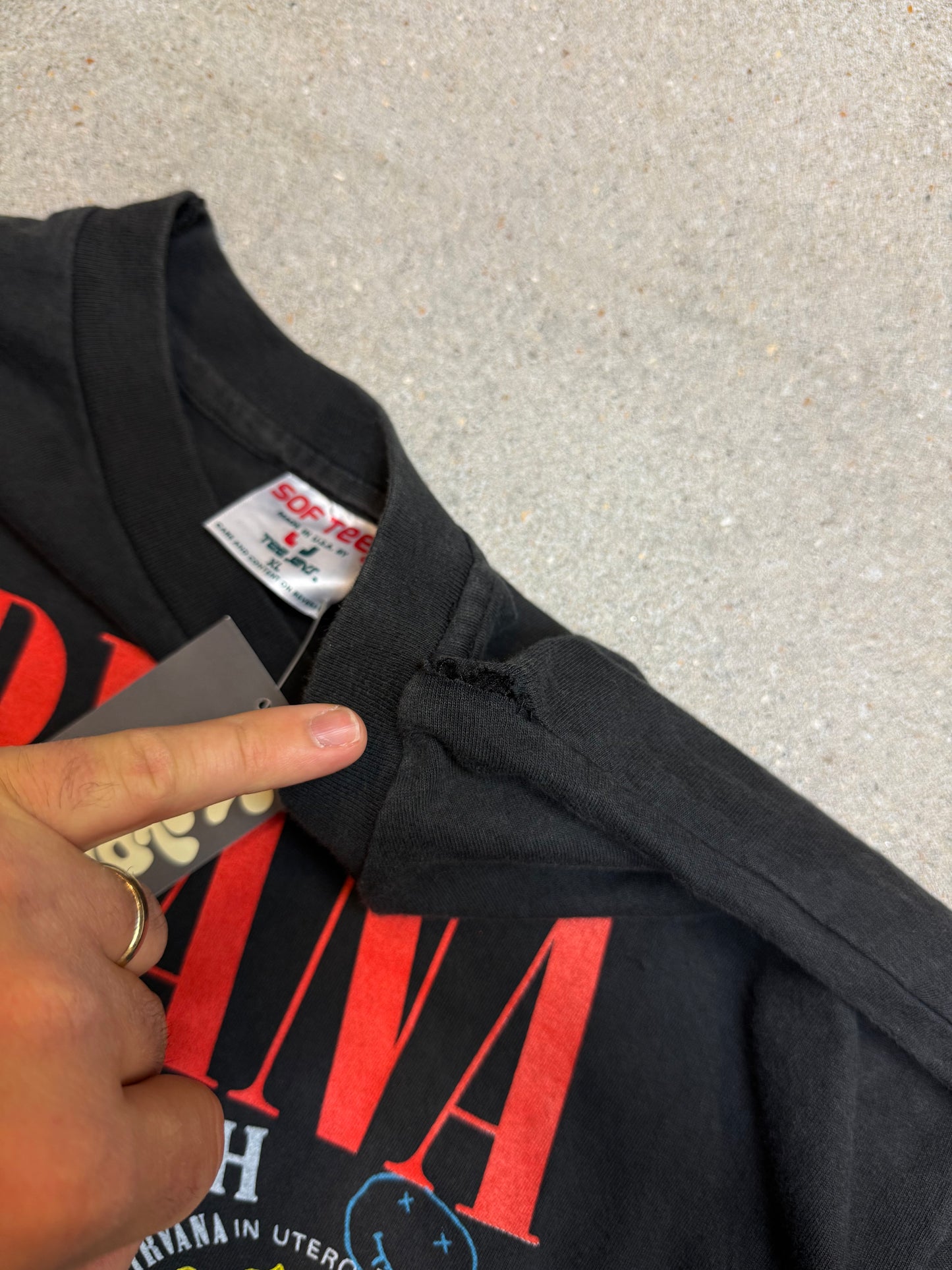 1990s Sof Tee Tee Jays Nirvana Grunge is dead Kurt Cobain 1967-1994 Longsleeve Tee (XL) (Rare)