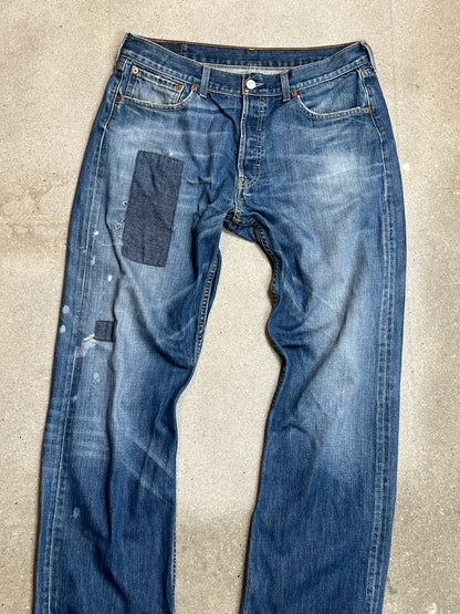 Levi's 501 Jeans Mittelalter, ausgewaschener, reparierter Vintage-Denim (W34" L36)