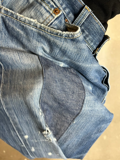 Levi's 501 Jeans Mittelalter, ausgewaschener, reparierter Vintage-Denim (W34" L36)