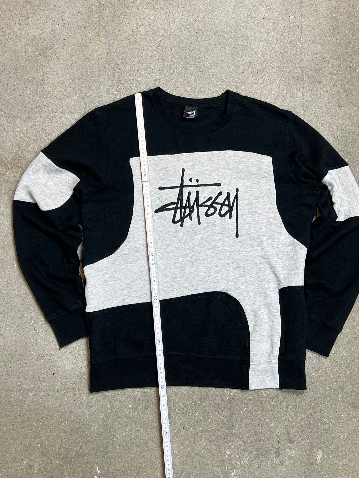 NAVYGRAUES VINTAGE STÜSSY REWORK SWEATSHIRT (XL)