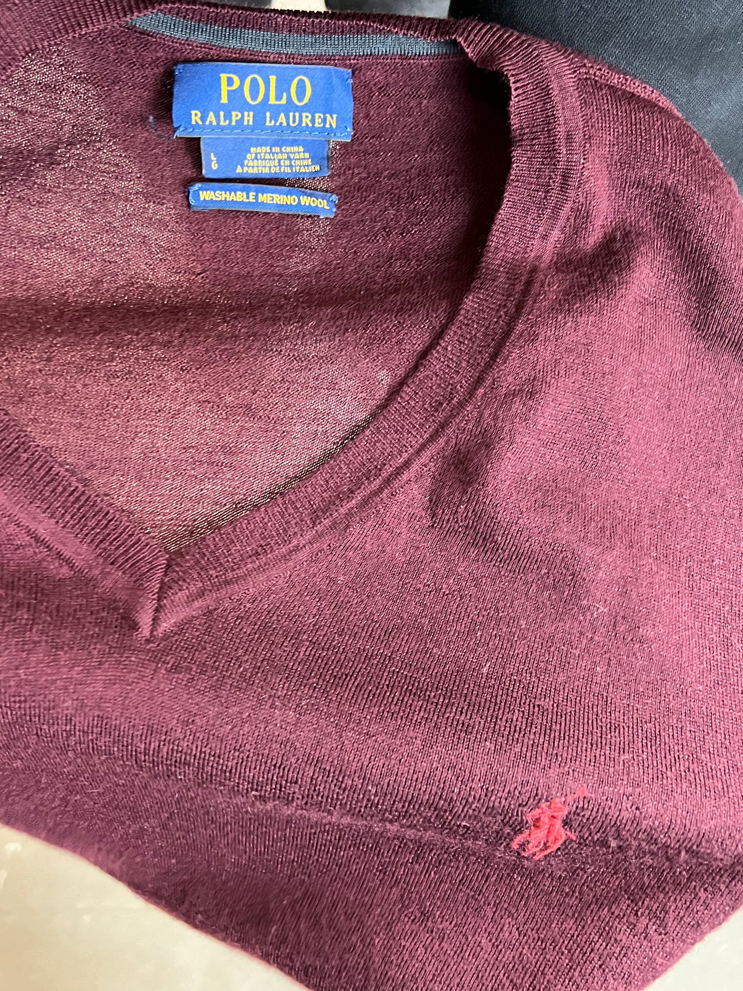 BORDEAUX VINTAGE RALPH LAUREN V-NECK KNIT (LARGE)