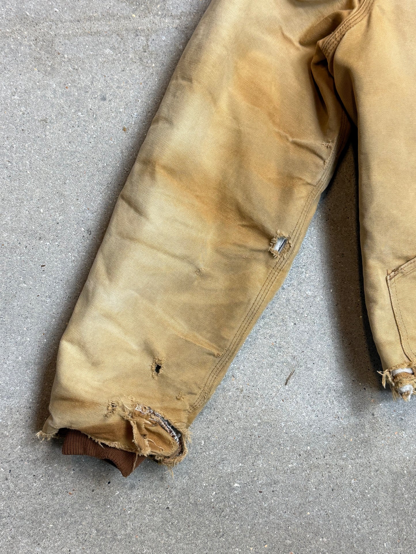 1990s Carhartt Heavy Distressed J02 BRN Insulated Jacket Duck Canvas Coat (Large)