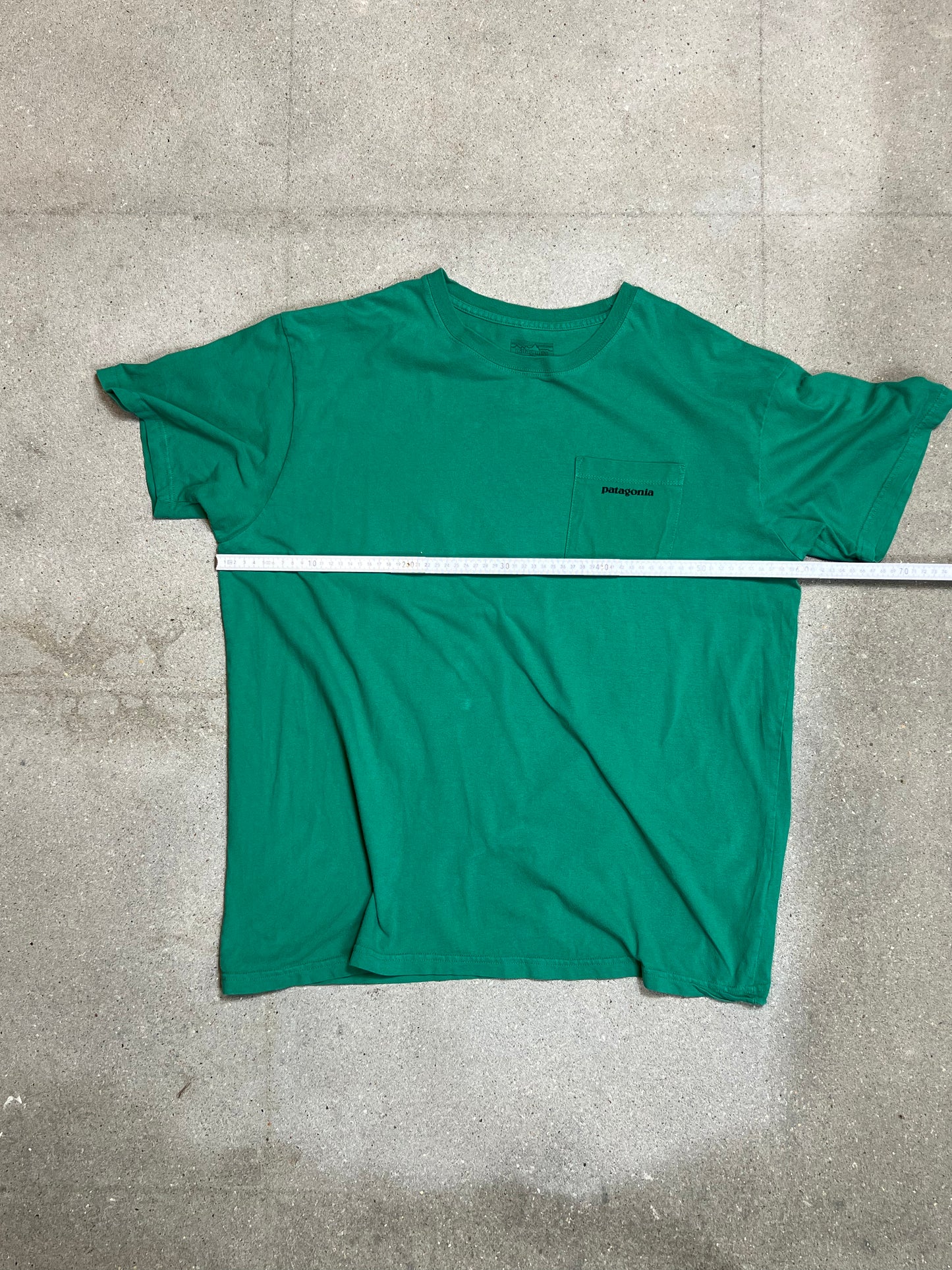 GRÜNES VINTAGE PATAGONIA BACKPRINT BLOCK LOGO RESPONSIBILI-TEE (XL)