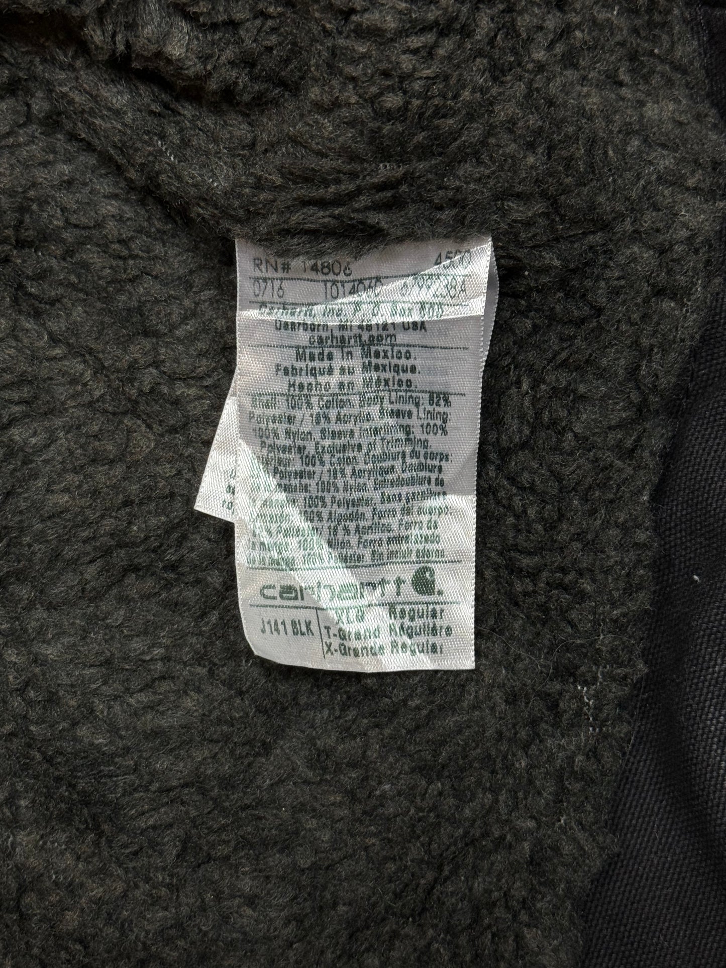 1990s Carhartt J141-BLK Mens Black Sherpa Lined Work Hooded Active Jacket (size XL Regular) Made in Mexico