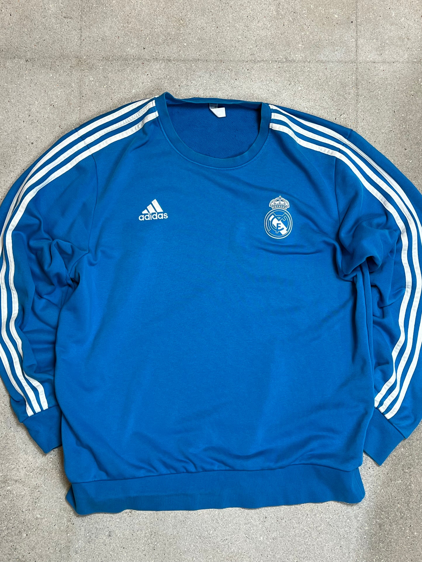 AZURE BLUE VINTAGE ADIDAS REAL MADRID FOOTBALL SWEATSHIRT (XL)
