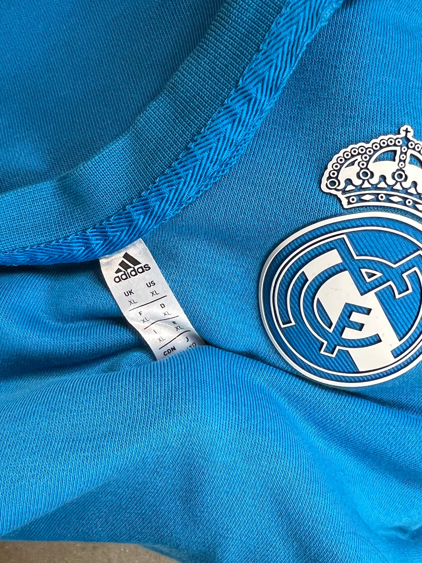 AZURE BLUE VINTAGE ADIDAS REAL MADRID FOOTBALL SWEATSHIRT (XL)