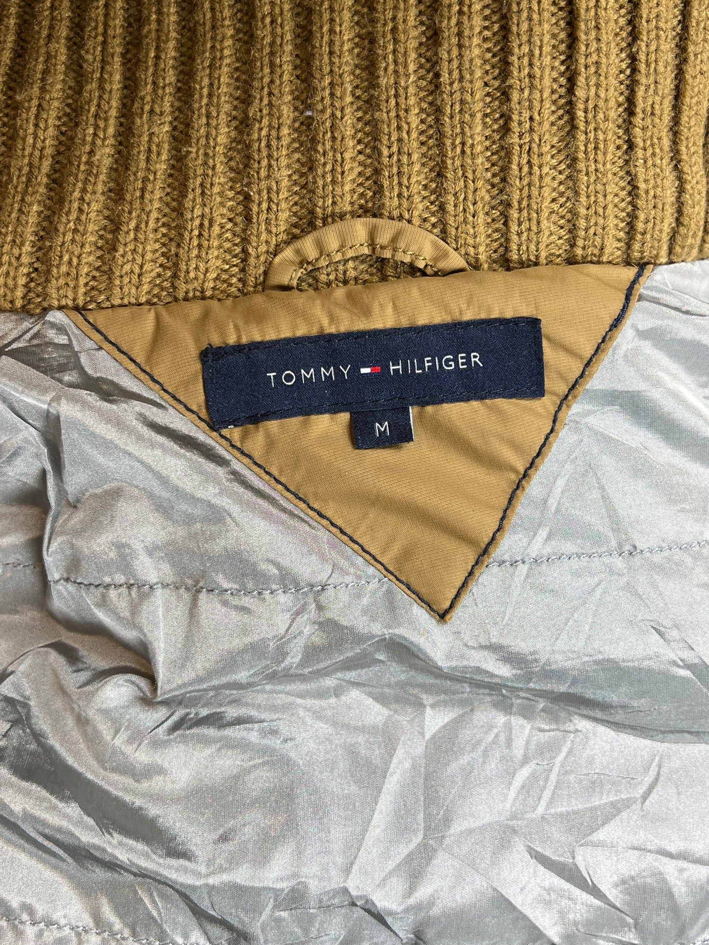 BEIGE SAND VINTAGE TOMMY HILFIGER WATTIERTE BOMBERJACKE (MITTEL)