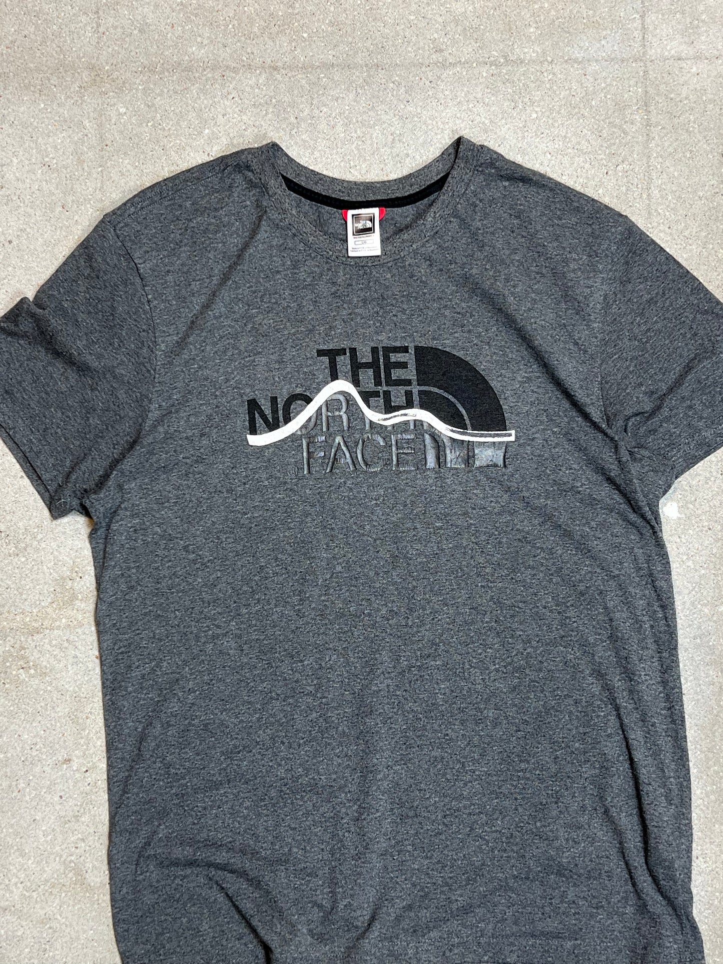 GRAUES VINTAGE-THE-NORTH-FACE-LOGO-T-Shirt (GROSS)