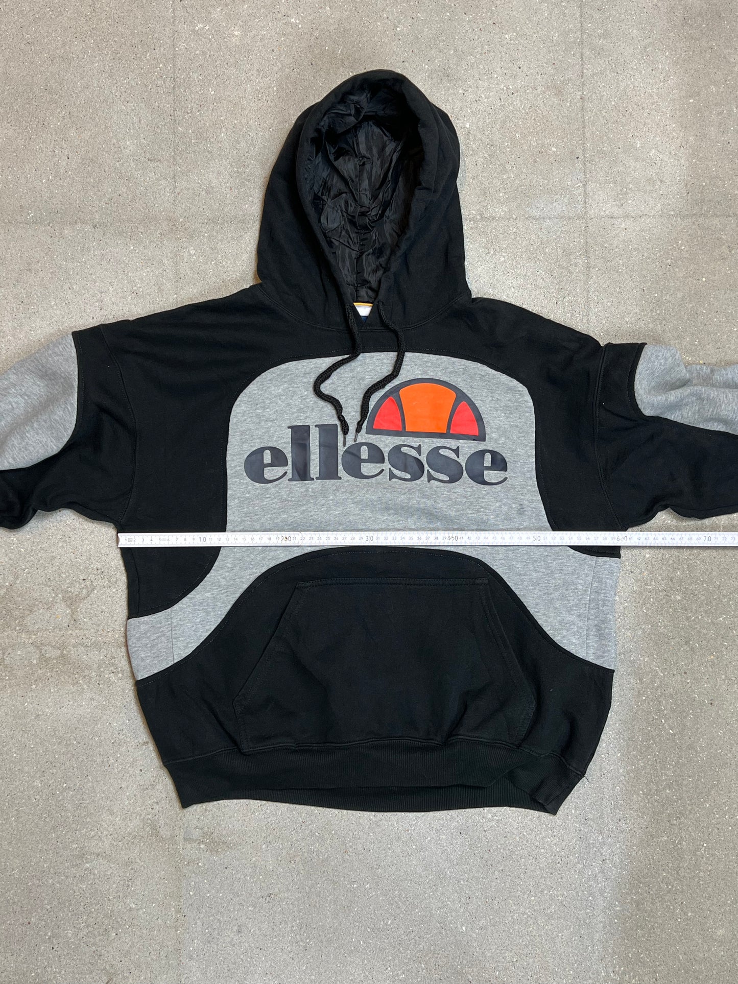 GRAU SCHWARZ ROT VINTAGE ELESSE REWORK HOODIE (XL)