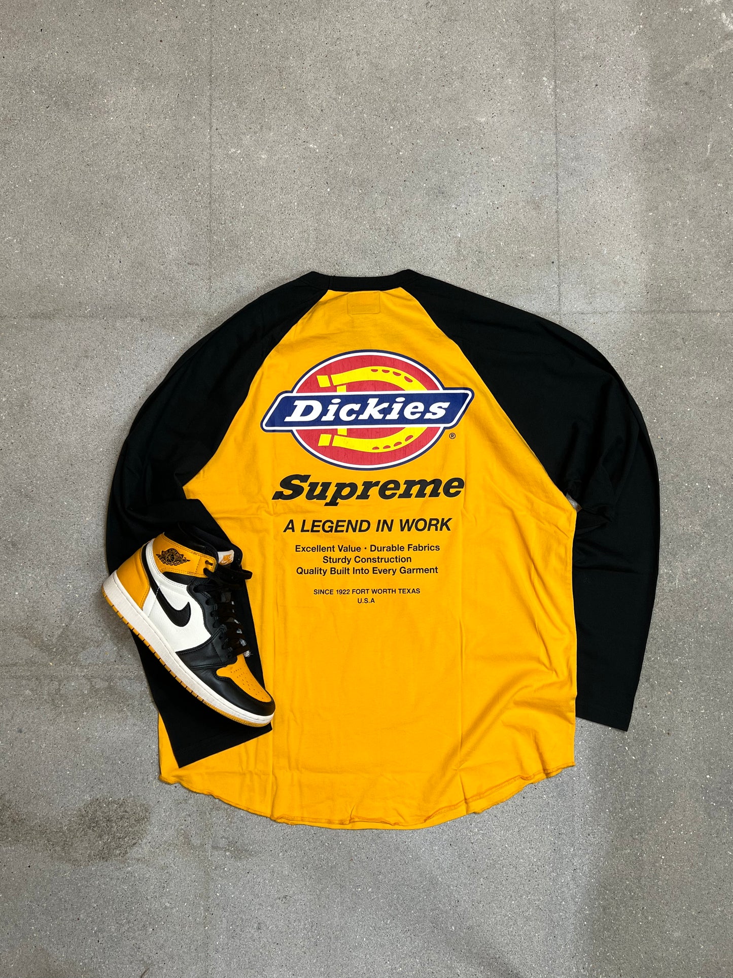 SCHWARZES VINTAGE-DICKIES-T-SHIRT (GROSS)