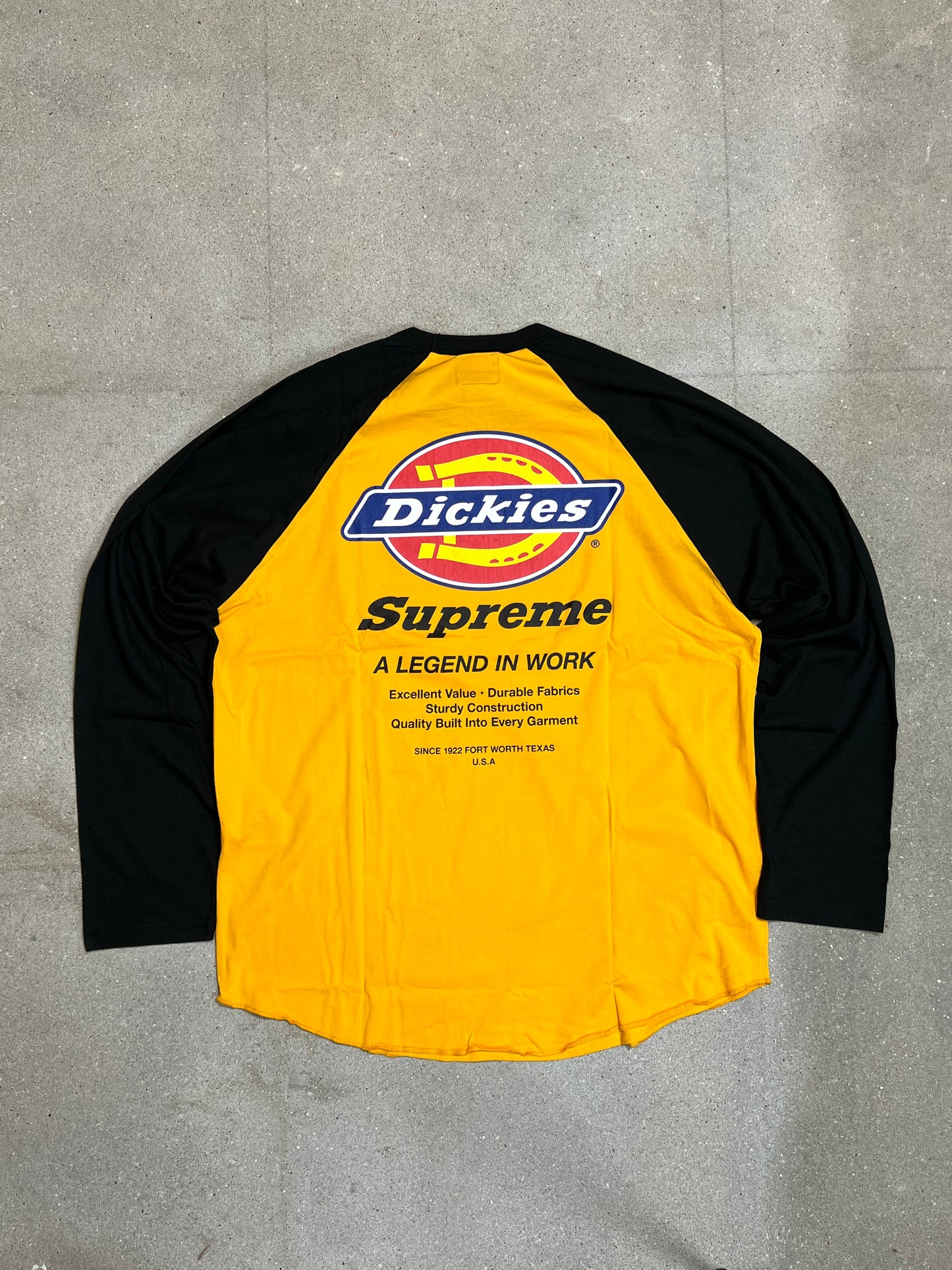SCHWARZES VINTAGE-DICKIES-T-SHIRT (GROSS)