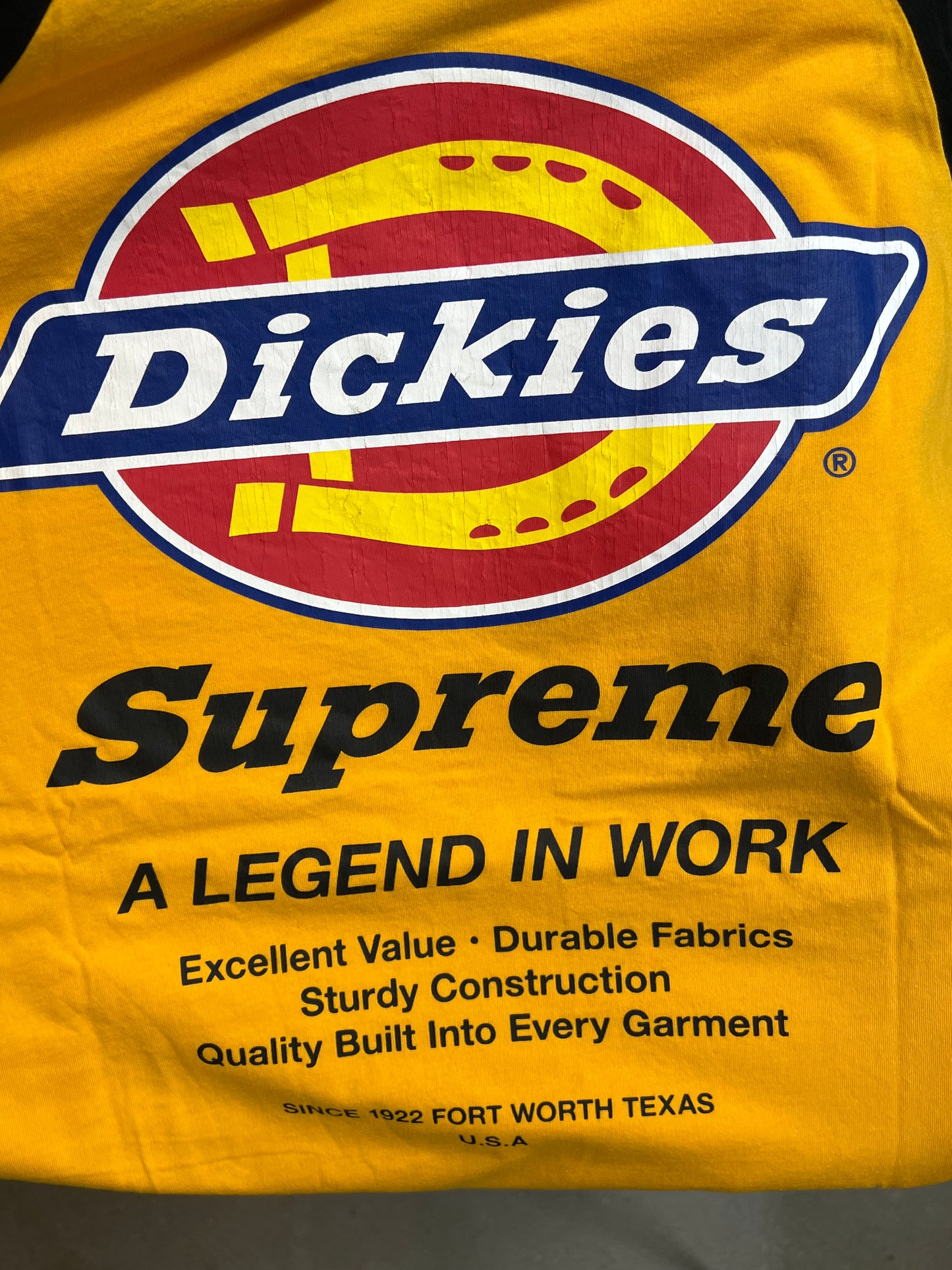 SCHWARZES VINTAGE-DICKIES-T-SHIRT (GROSS)