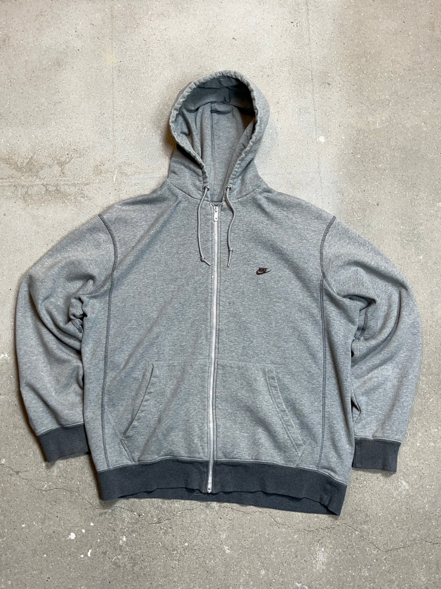 GRAUER VINTAGE NIKE ZIP HOODIE (XXL)