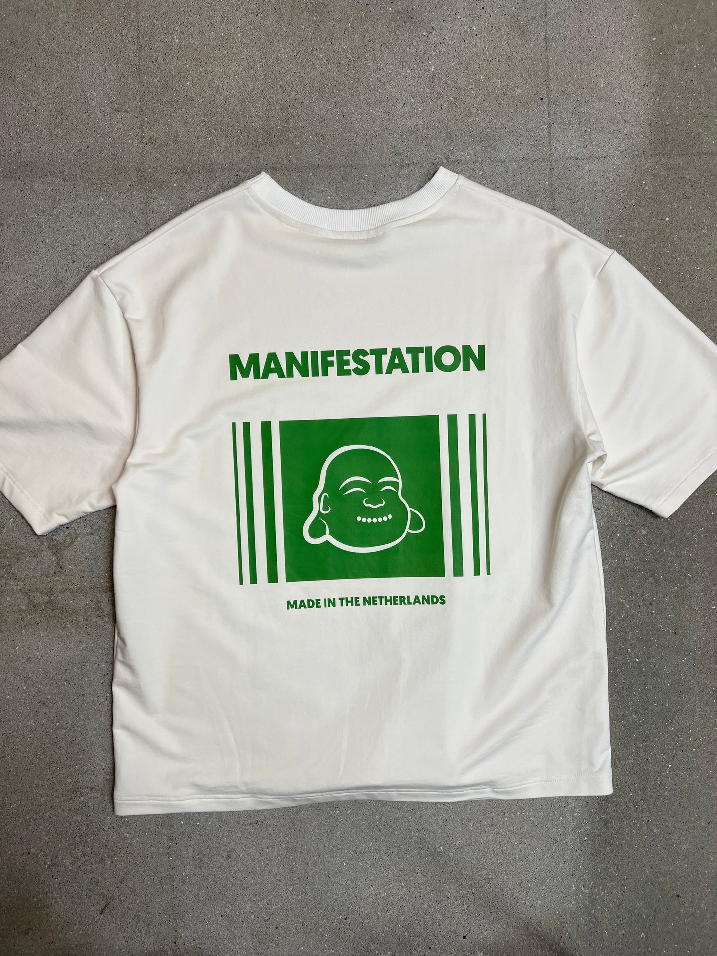Schwarz/Weißes Manifestation Heavyweight Boxy Statement T-Shirt (hergestellt in NL 🇳🇱)
