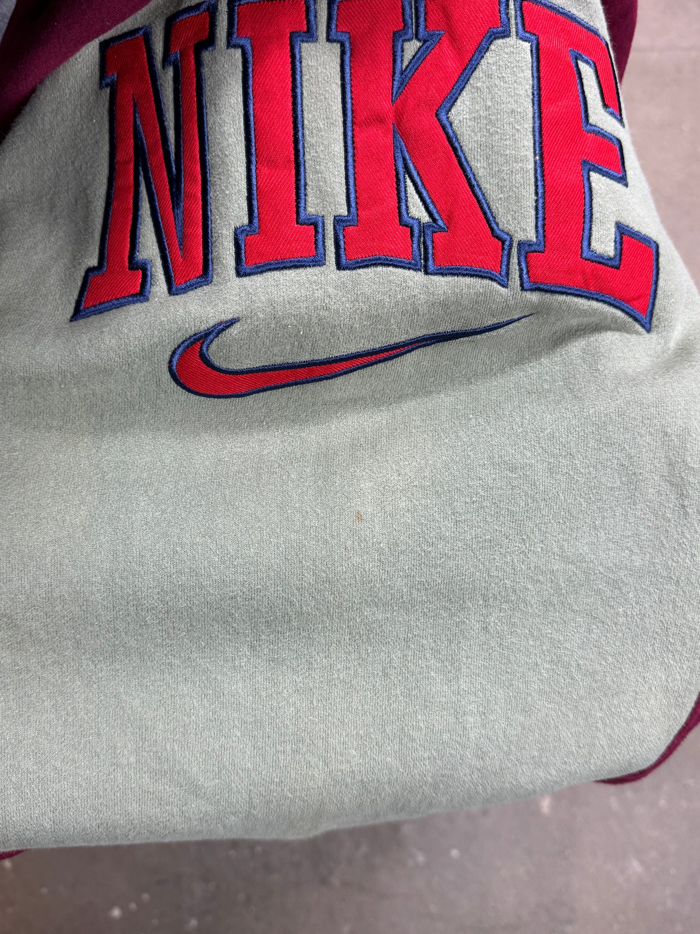 NIKE SWOOSH LOGO REWORK SWEATSHIRT (KLEIN)