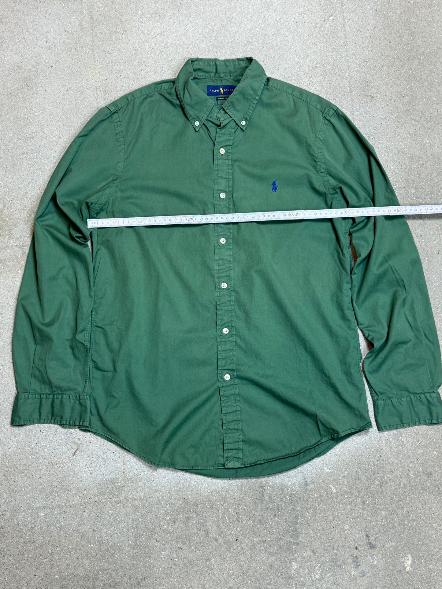 HELLBLAUES VINTAGE-HEMD VON RALPH LAUREN (MITTEL)