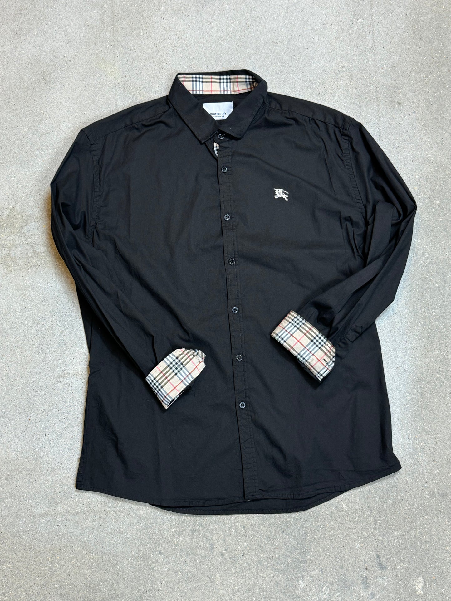 BLACK VINTAGE BURBERRY SHIRT (LARGE)