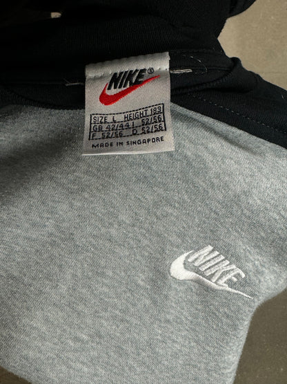 GREY BLACK VINTAGE NIKE RENEWED UPCYCLED  SWEATSHIRT (MEDIUM)